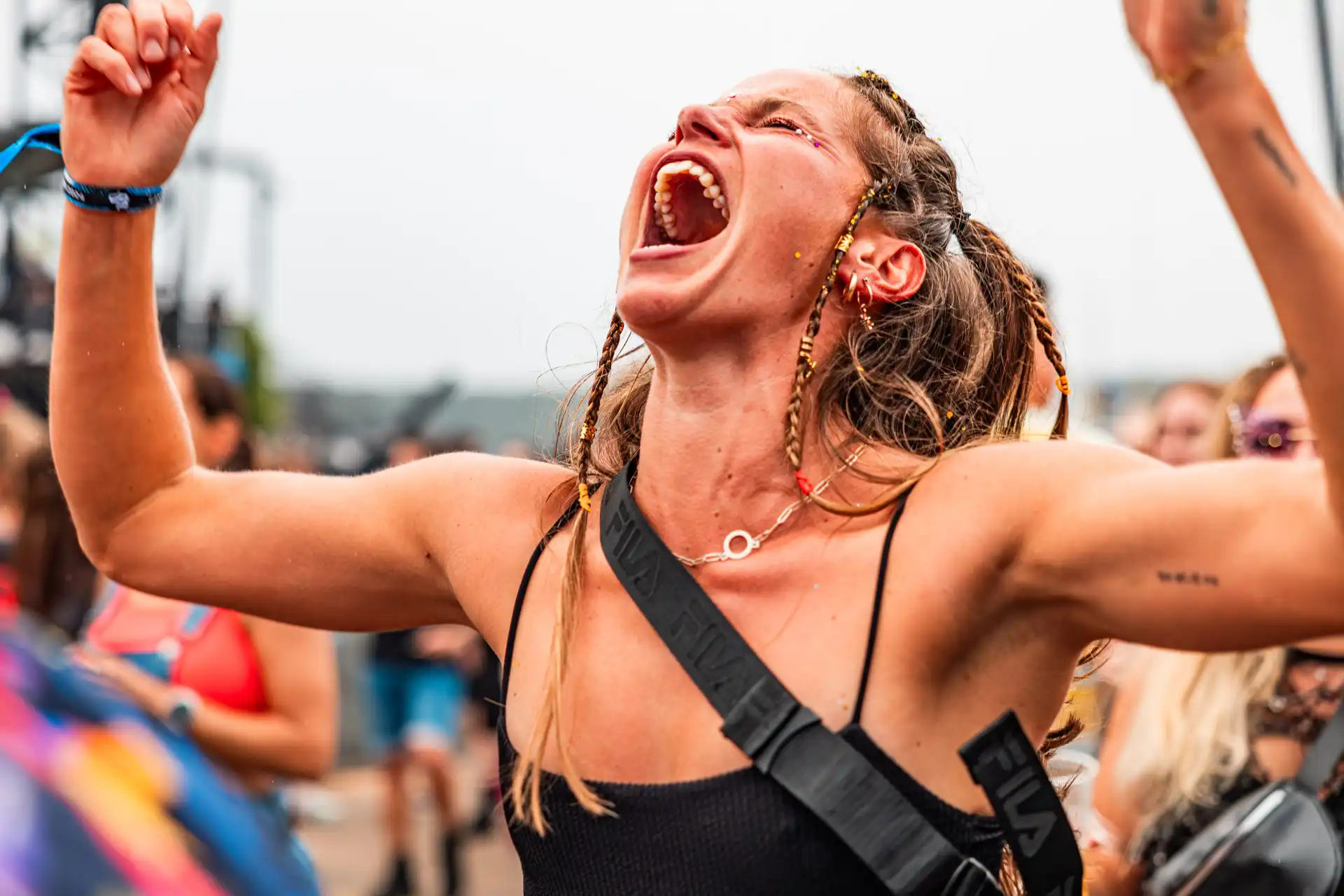 Decibel Outdoor festival: Energetic fan dancing and singing with intense passion