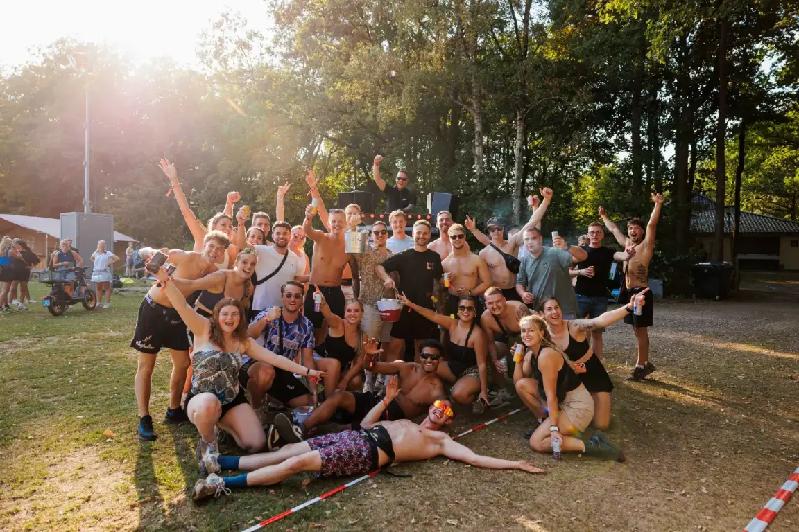 A group of people at comfort campsite, friends field
