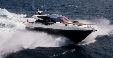 Von Yacht