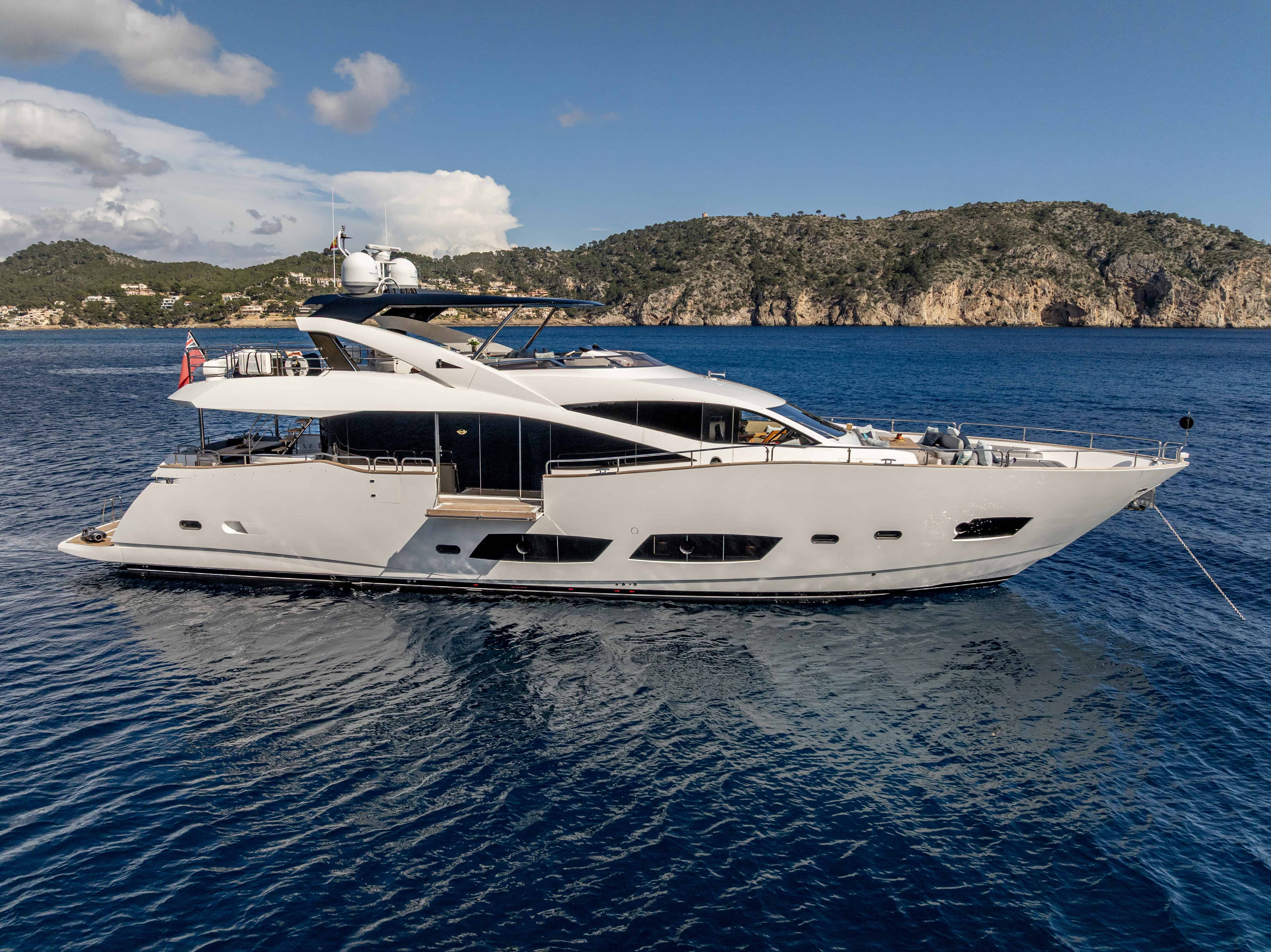 Yacht Charter