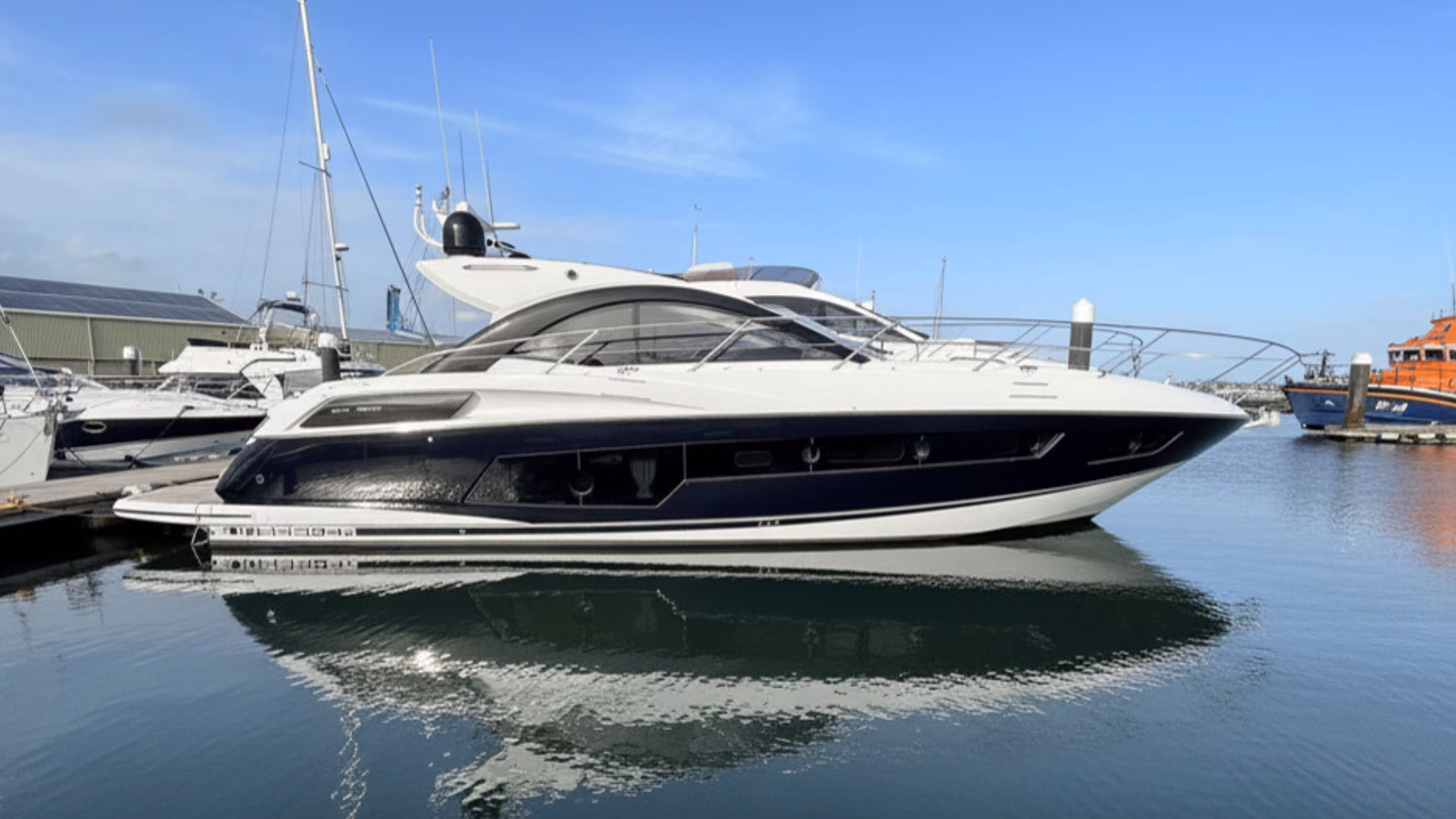 Yacht Listing