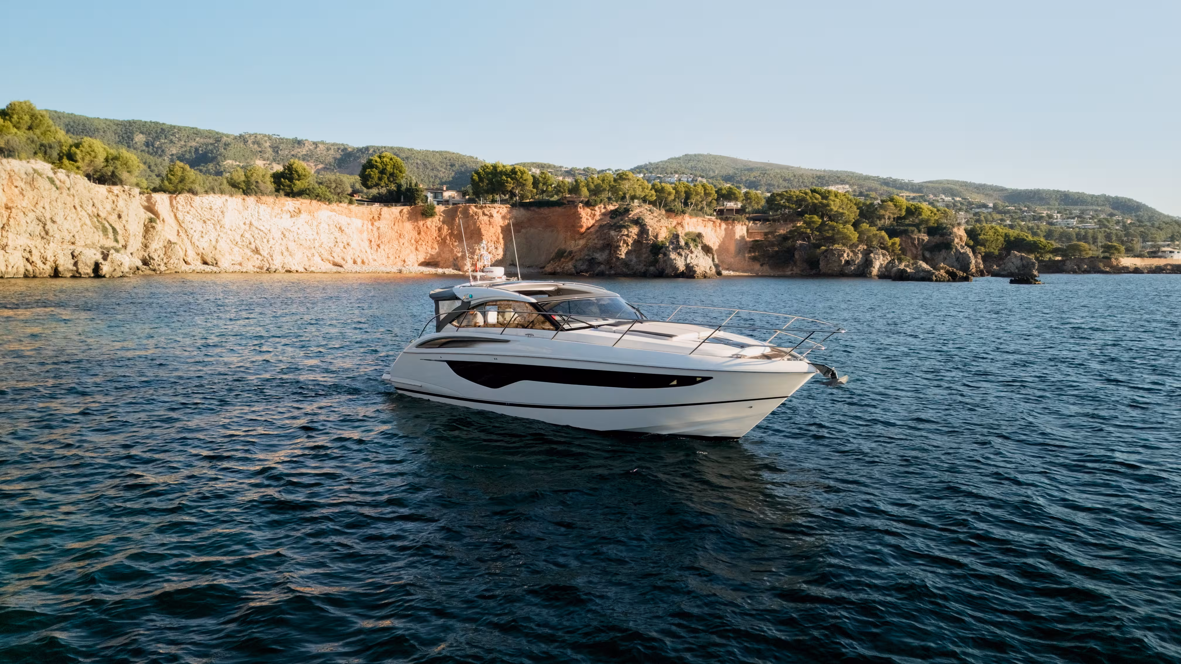 Yacht Listing