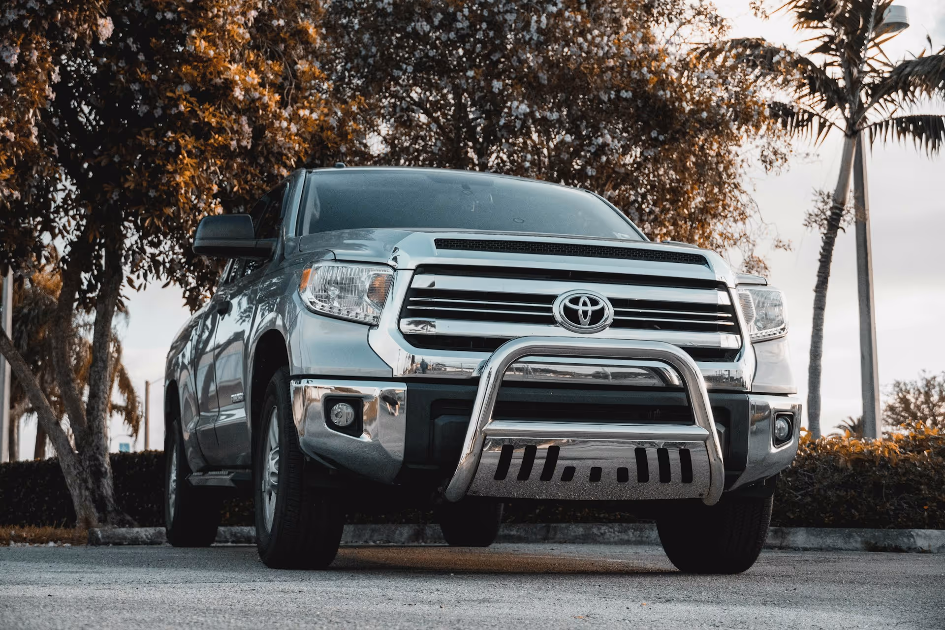 Tundra Pick Up truck vettx used cars