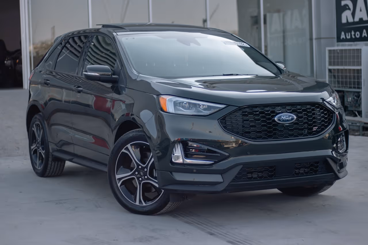 Black Ford