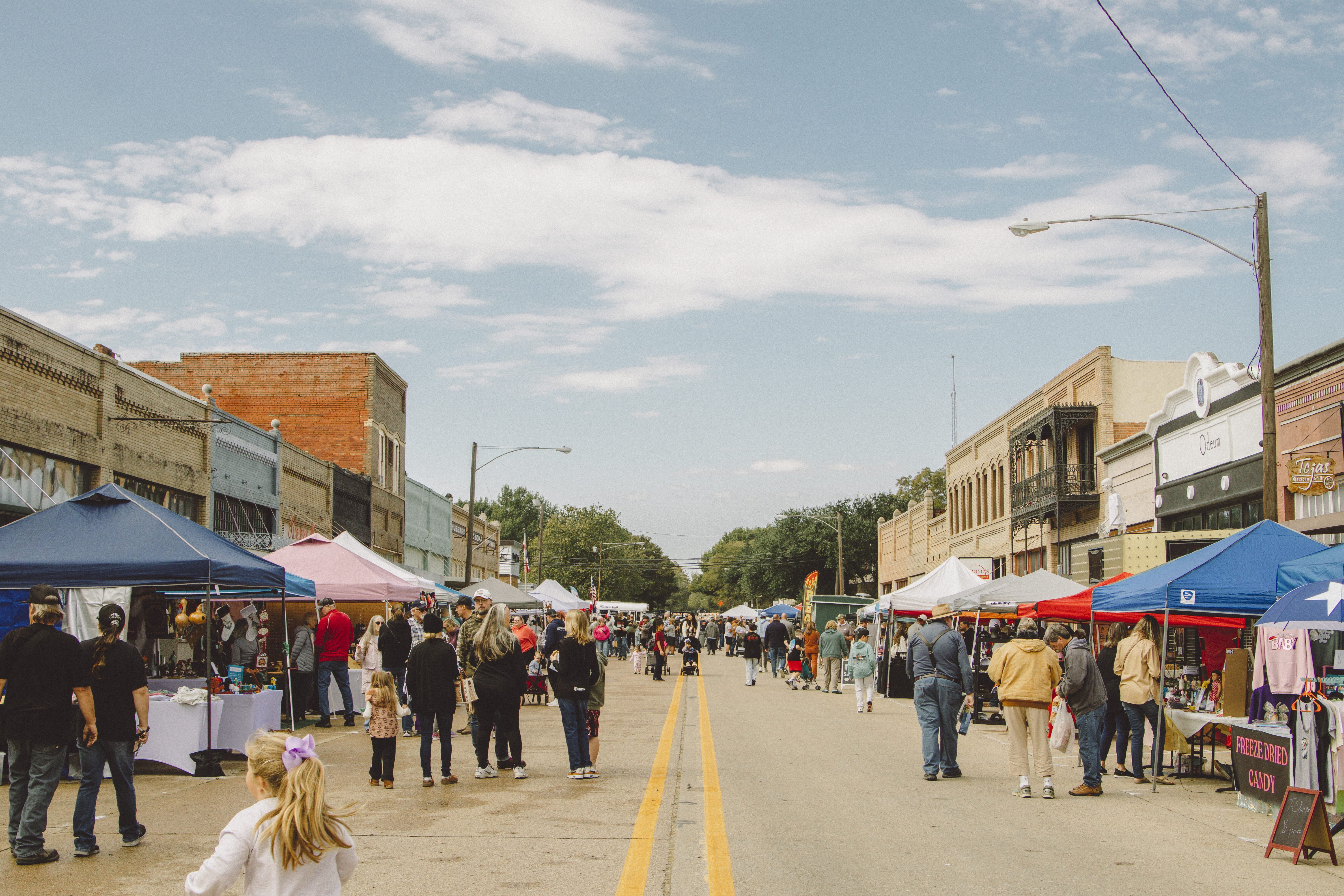 Mainstreet Whitewright Texas during the Fall Festival