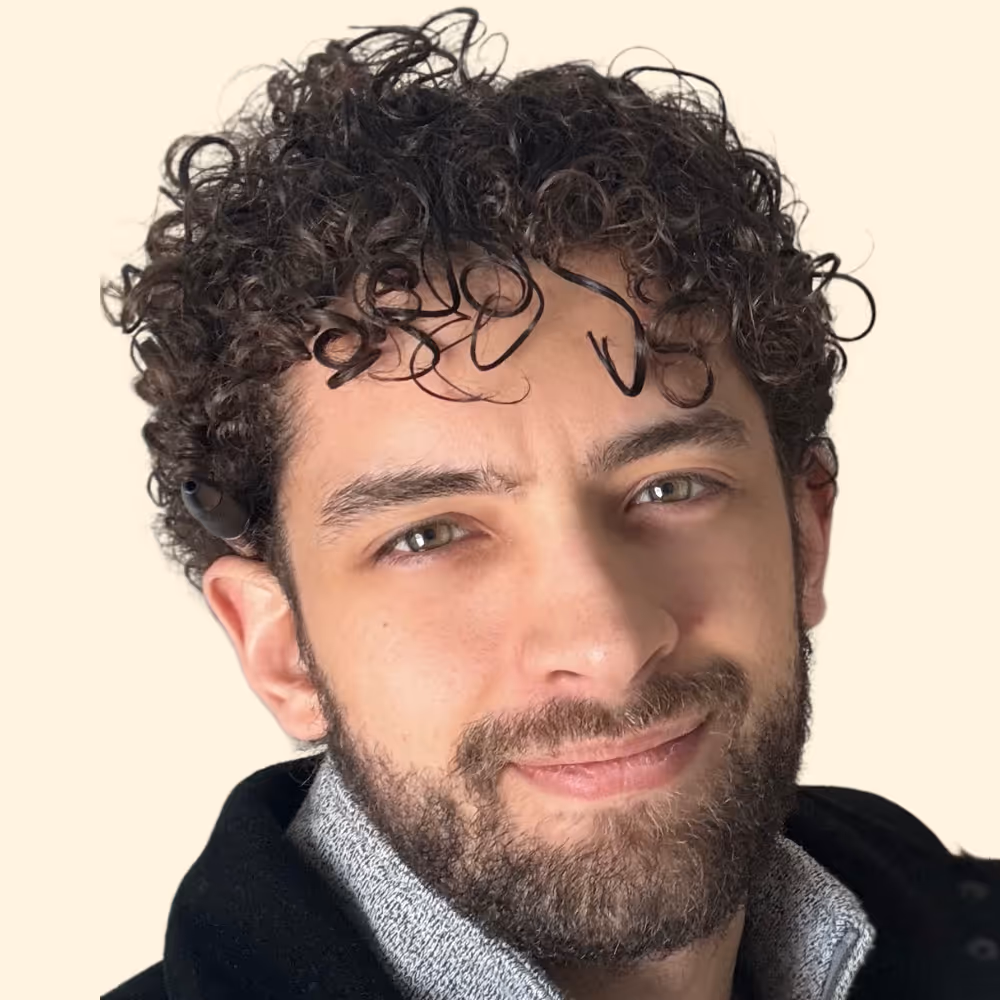 Headshot of Elijah Bluhm