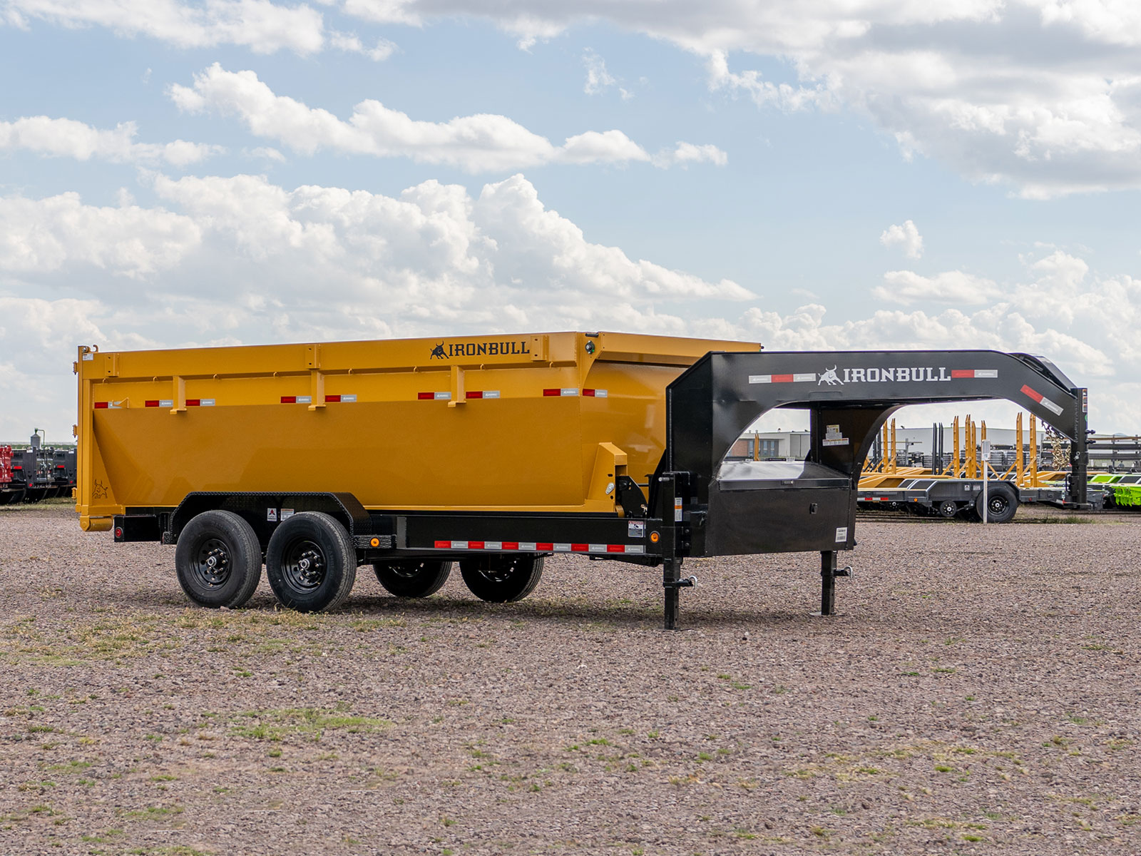 DBG Gooseneck dump trailer rolloff bins