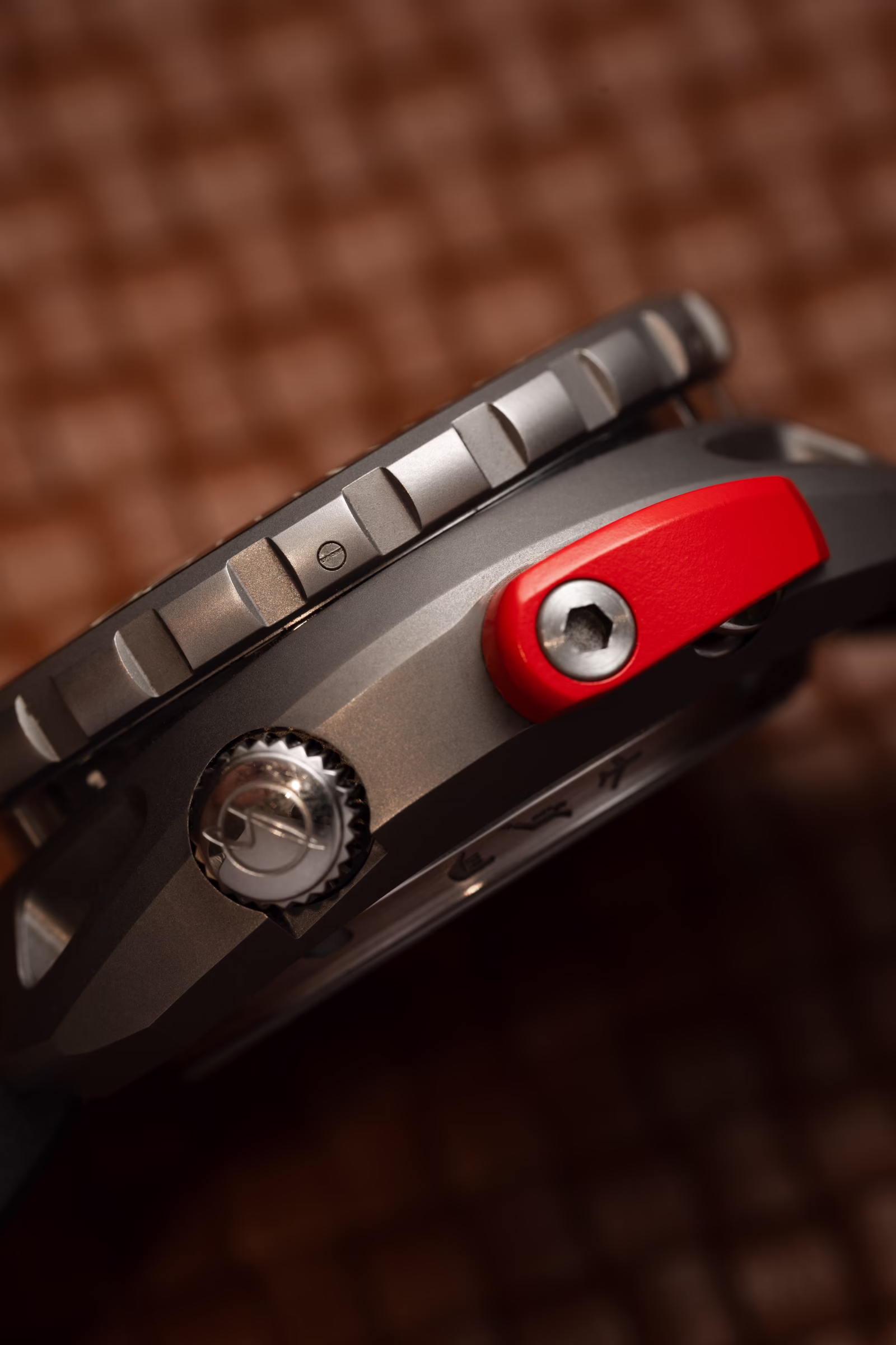 Singer Reimagined Dive Track Case