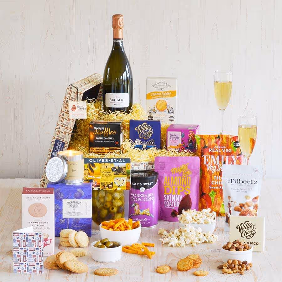 The Prosecco Pamper Hamper from The British Hamper Co Main Image_qtTZ
