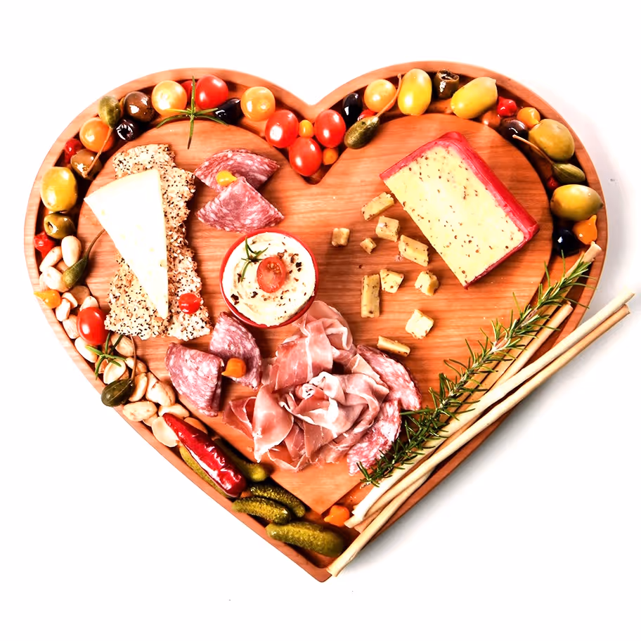 heart brd with charcuterie 2