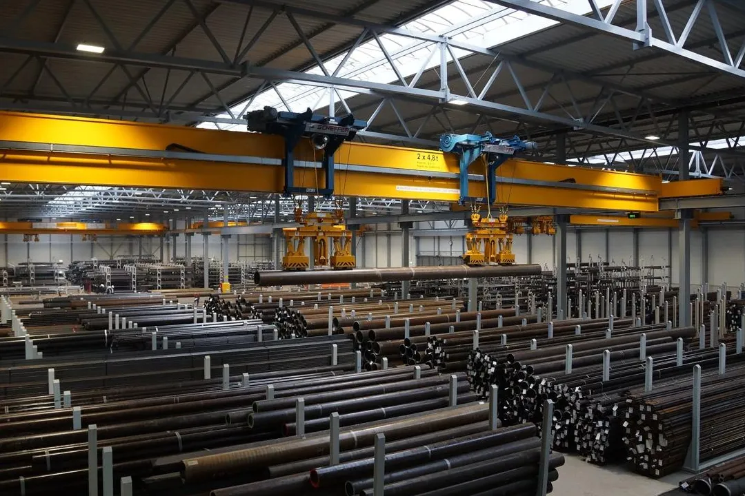 macroverse-industrial-crane-solutions
