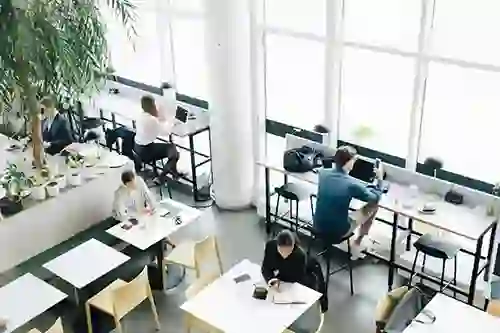 With the accelerating development of technology and changes in the work environment, flexible workplaces have cemented themselves as an inevitable and rewarding form of work.