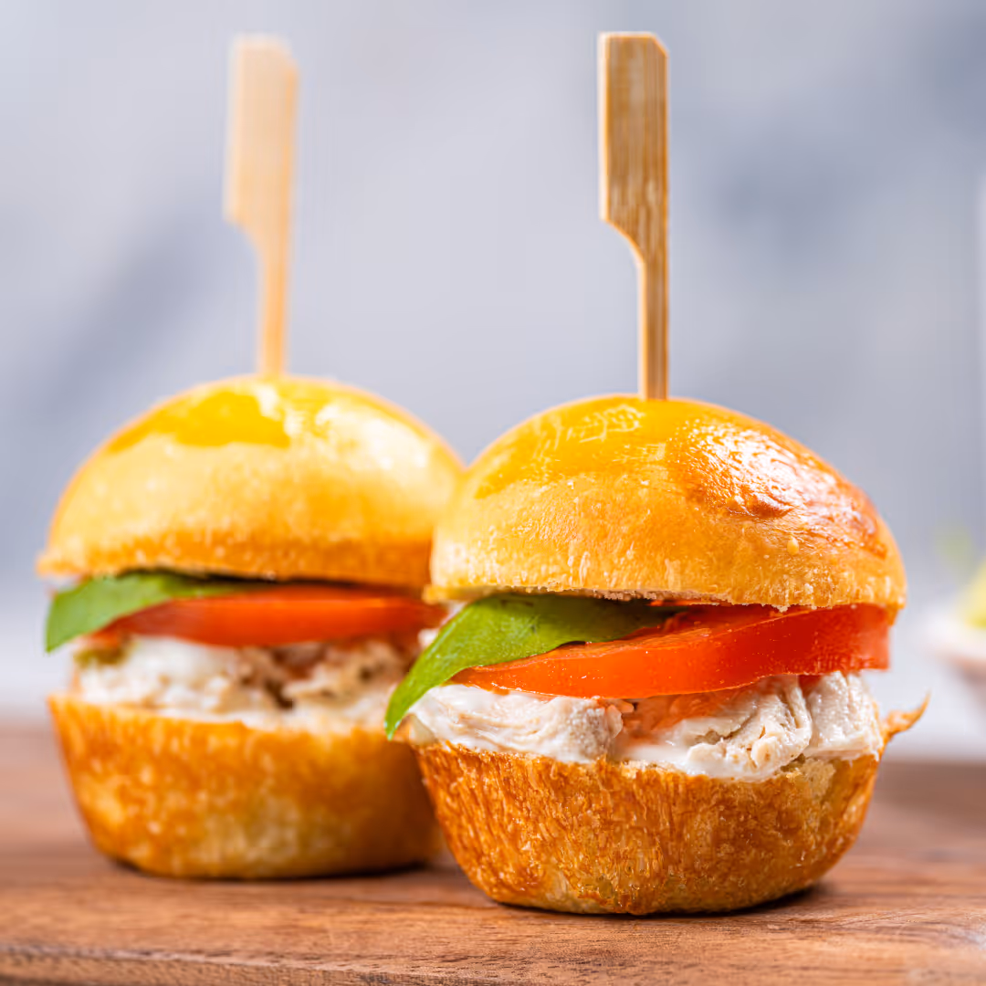 Shredded Chicken Burger