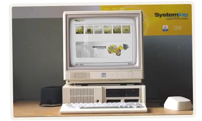 apercu de la première verison de Batappli en 1999 sur un ordinateur vintage cathodique