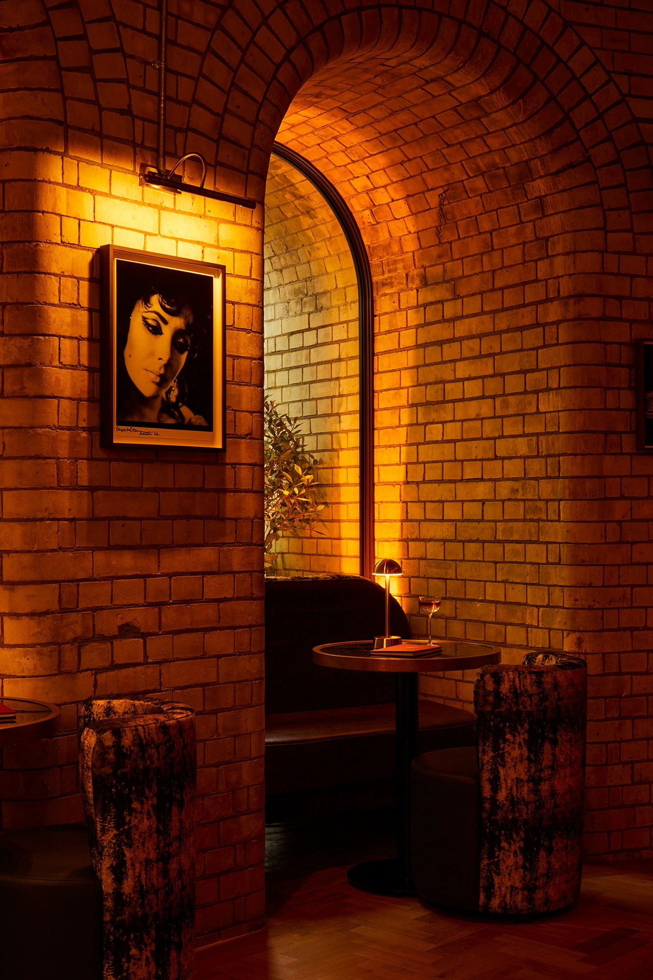 Larry's Bar