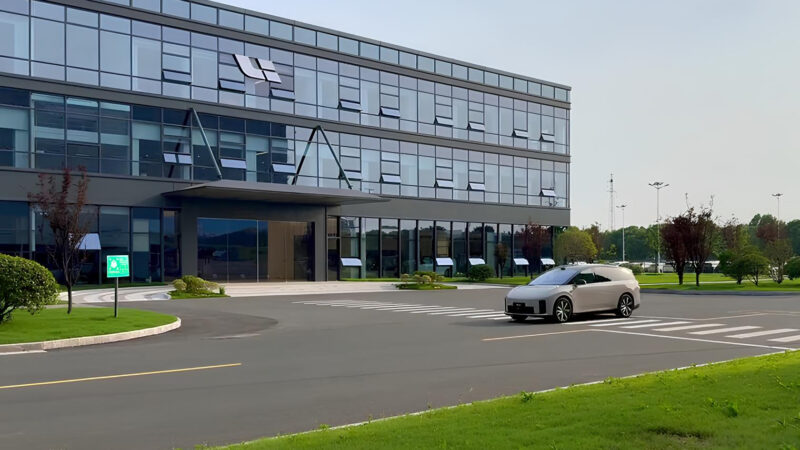 Li i8 high-end electric SUV reached final preparation stage in China – to launch in late July