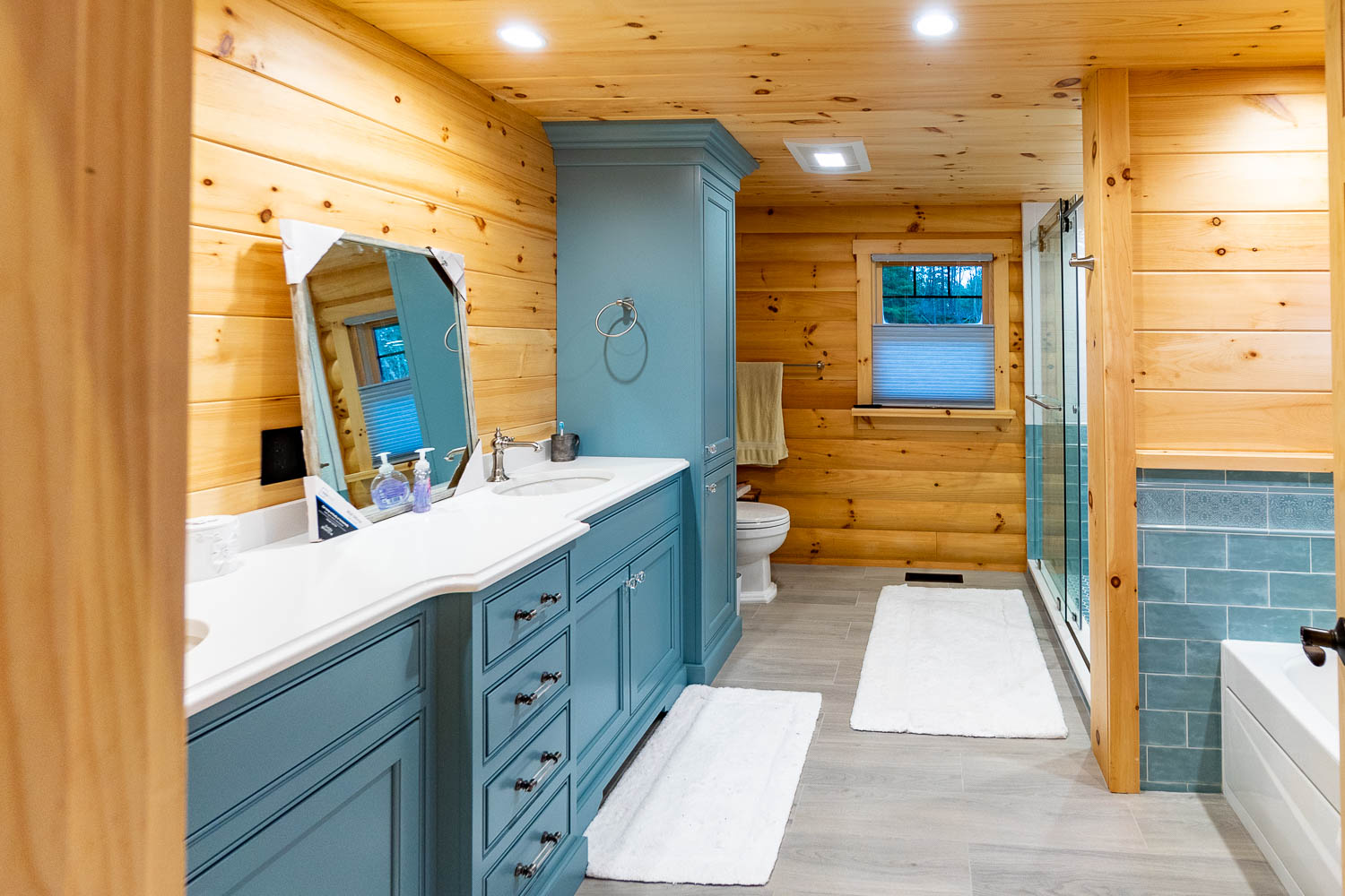 Large bathroom with perfect combination of natural wood and color