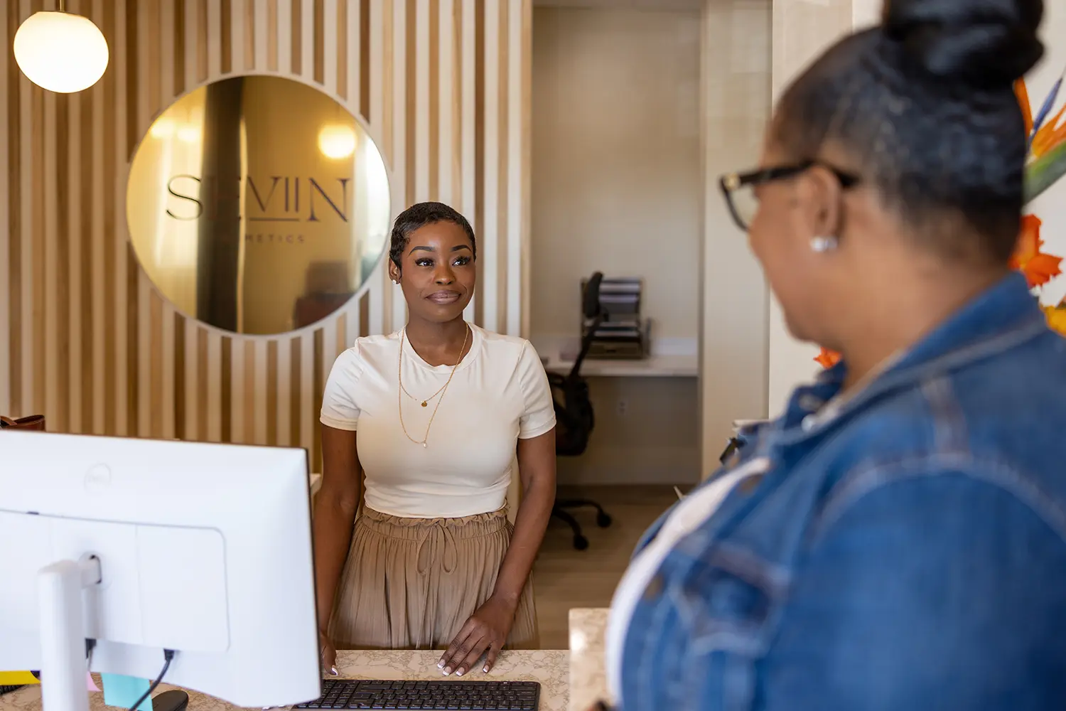 Dentist in Houston, TX | Seviin Cosmetics