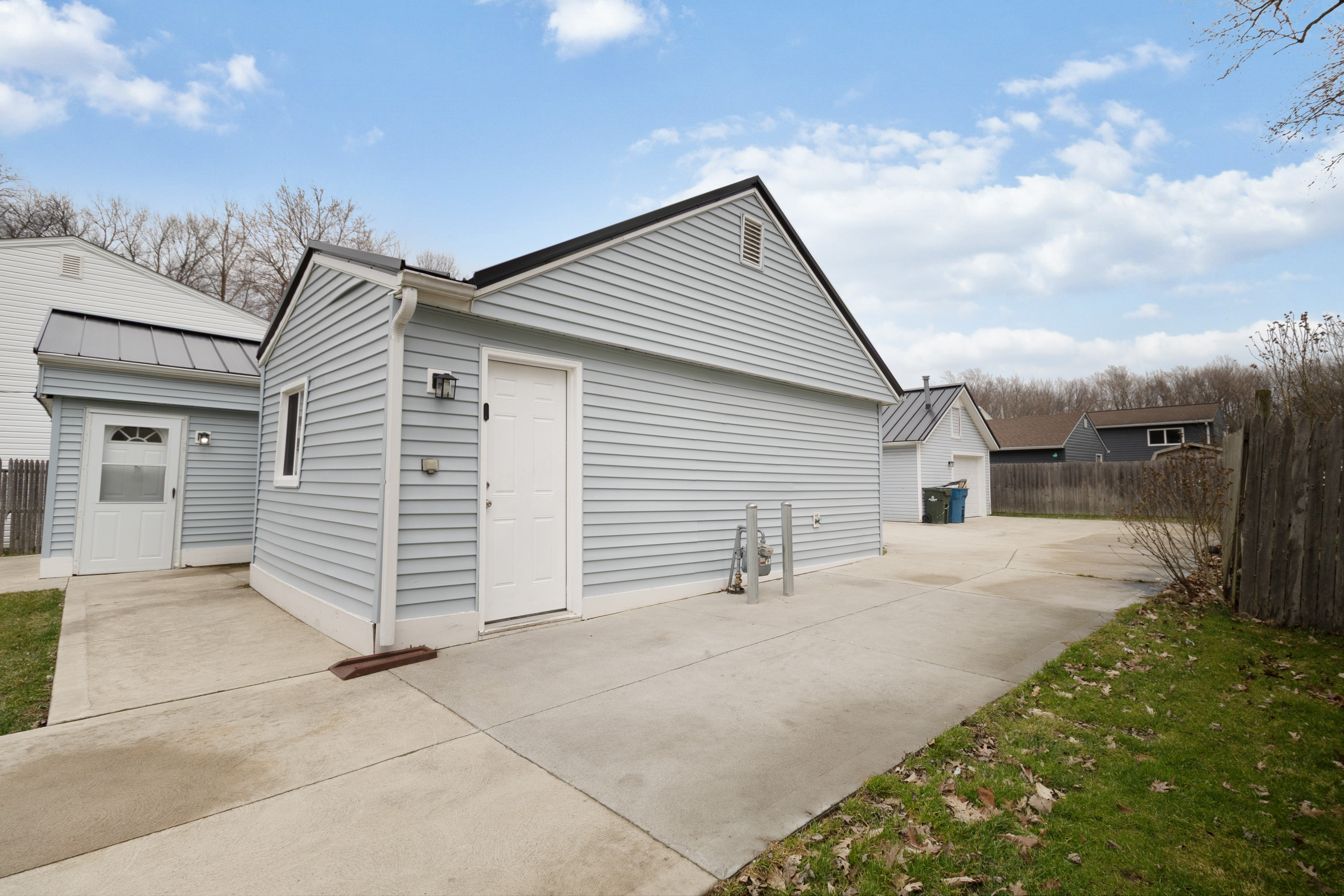 After — exterior storage building in North Ridgeville, OH — Manzil Renovation