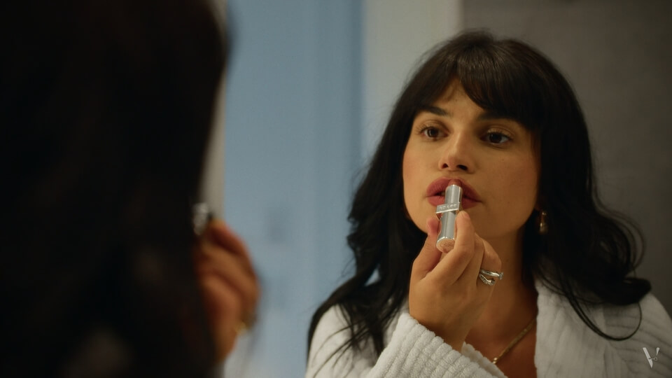 hotel commercial