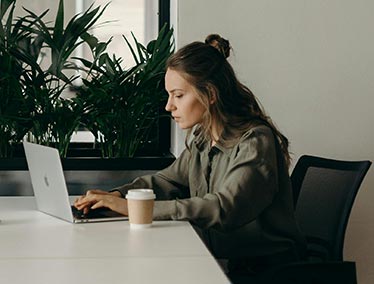 How to write a high-converting fundraising email template