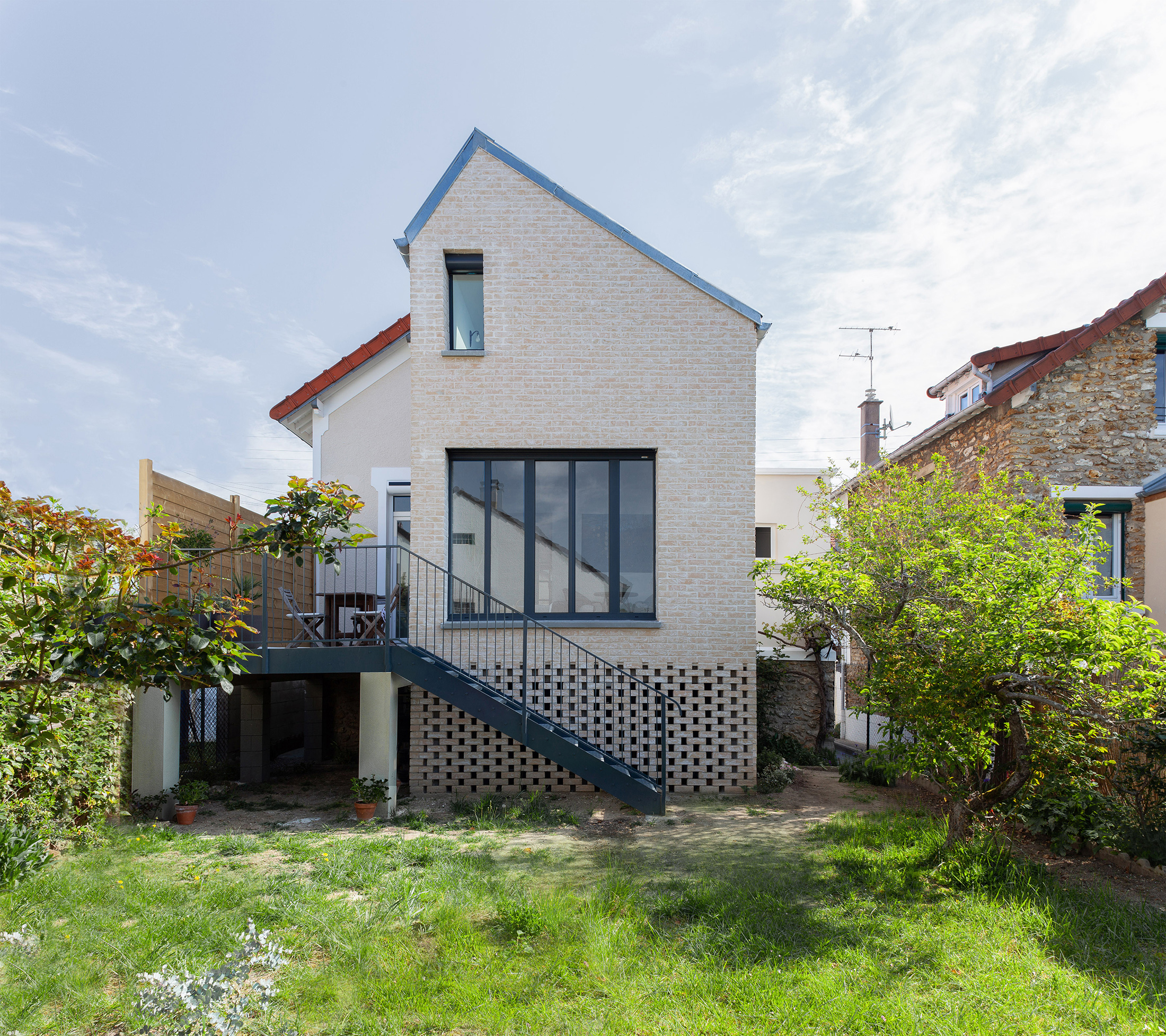 Oïkos Architectes — Rénovation et extension maison Montgeron