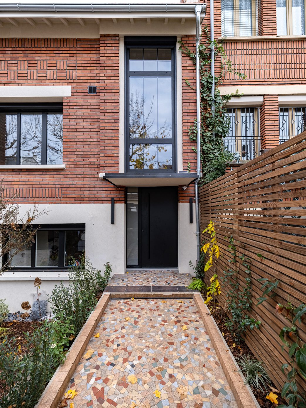 Oïkos Architectes — Rénovation complète maison 165m² Suresnes — photo 1