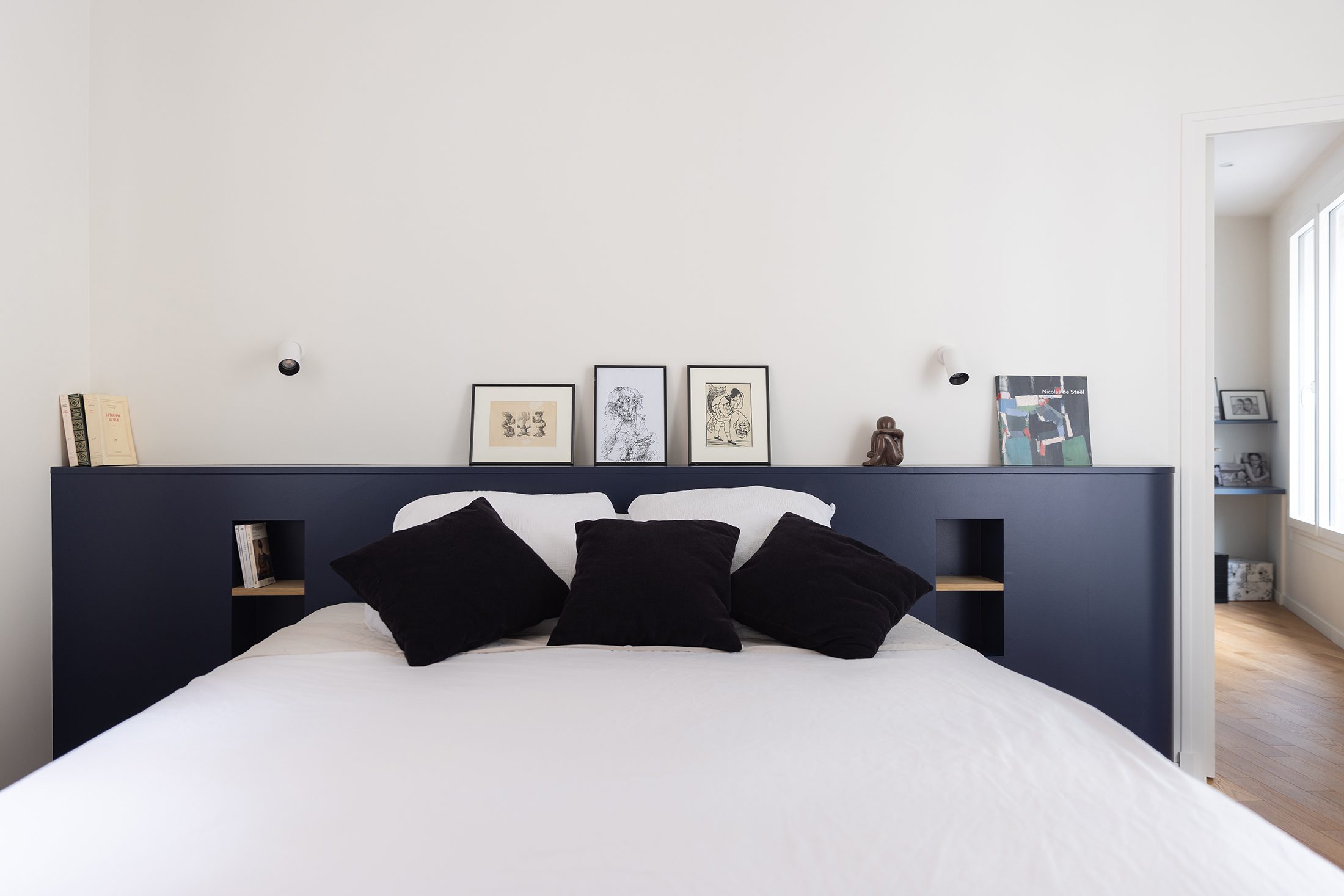 Oïkos Architectes — Rénovation complète appartement 110m² Paris 18ème — photo 3