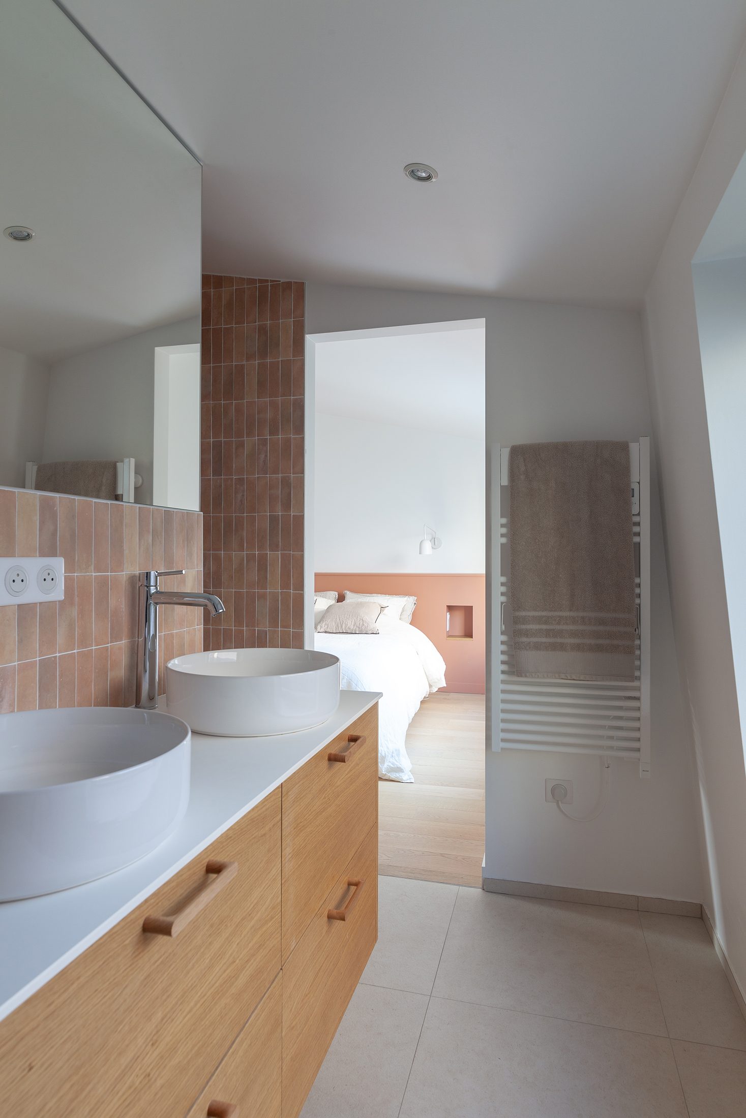 Oïkos Architectes — Rénovation complète maison 120m² Bécon-les-Bruyères — photo 16