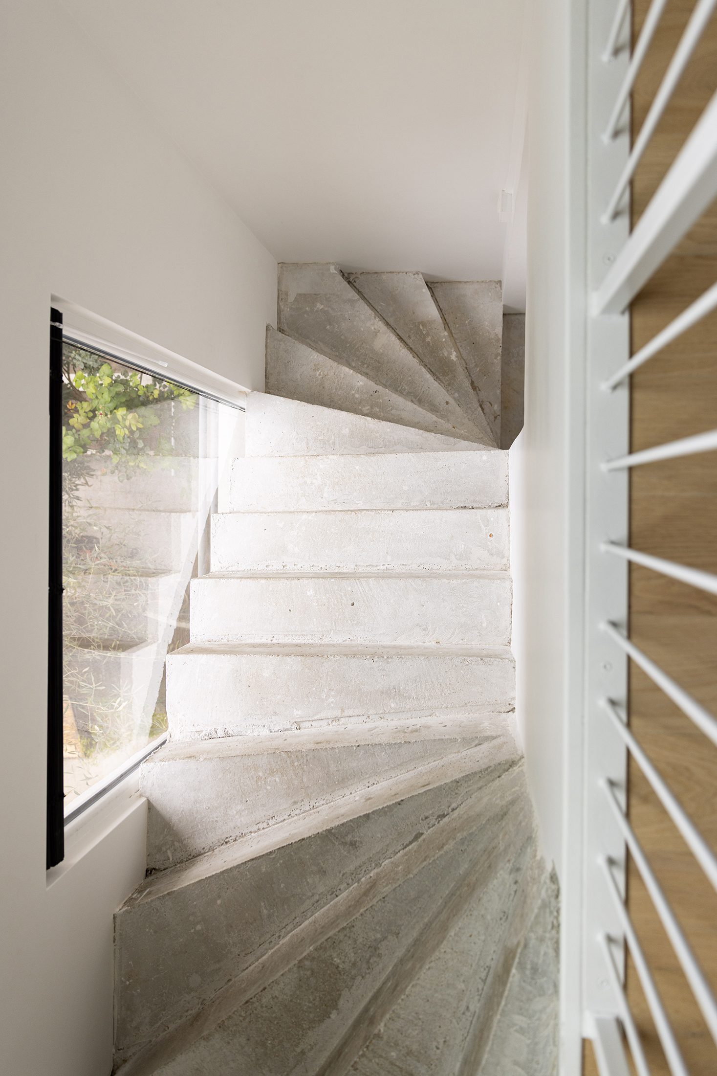 Oïkos Architectes — Rénovation complète maison 120m² Bécon-les-Bruyères — photo 12