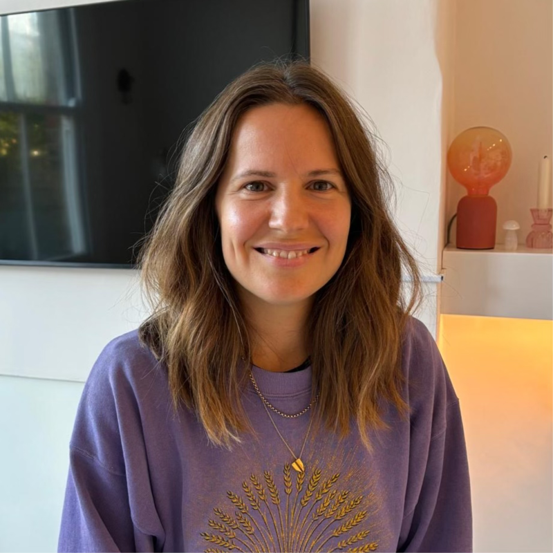 Dr Jo Carlile