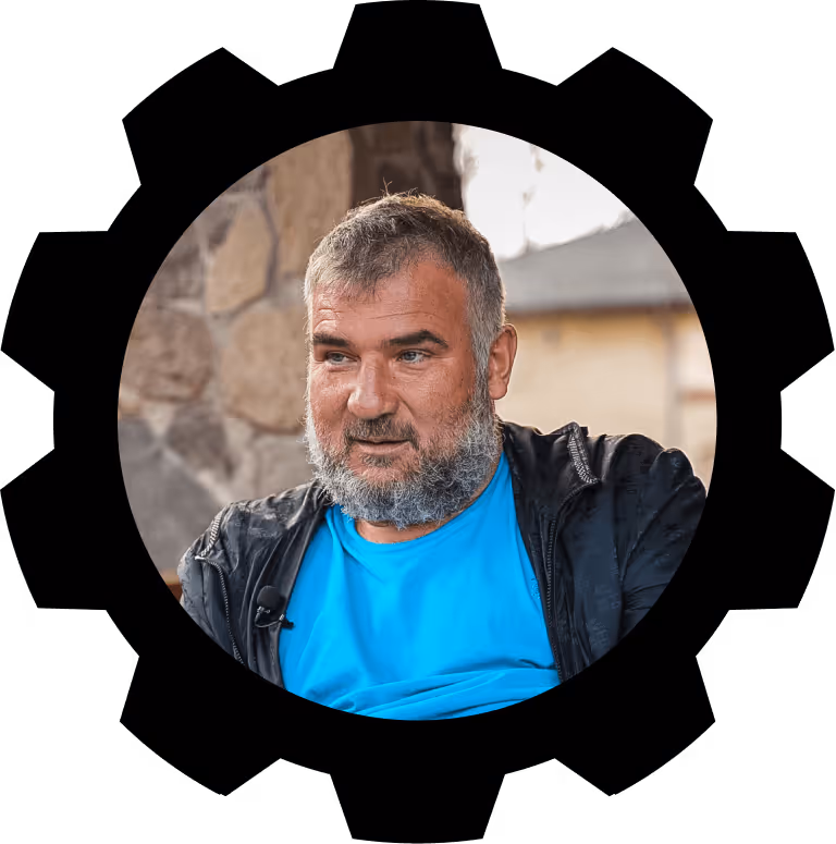 аналітик АВМ Георгій Кухалейшвілі.