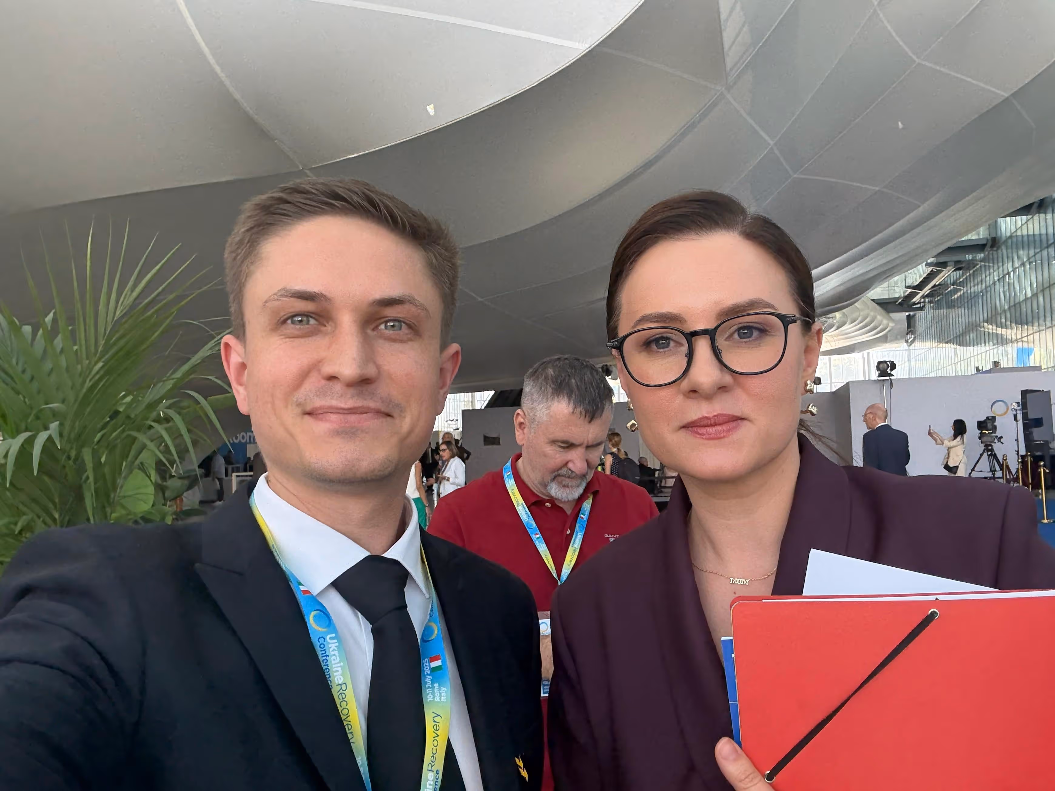 Дмитро Кобзаренко та Юлія Свириденко, прем’єр-міністерка України