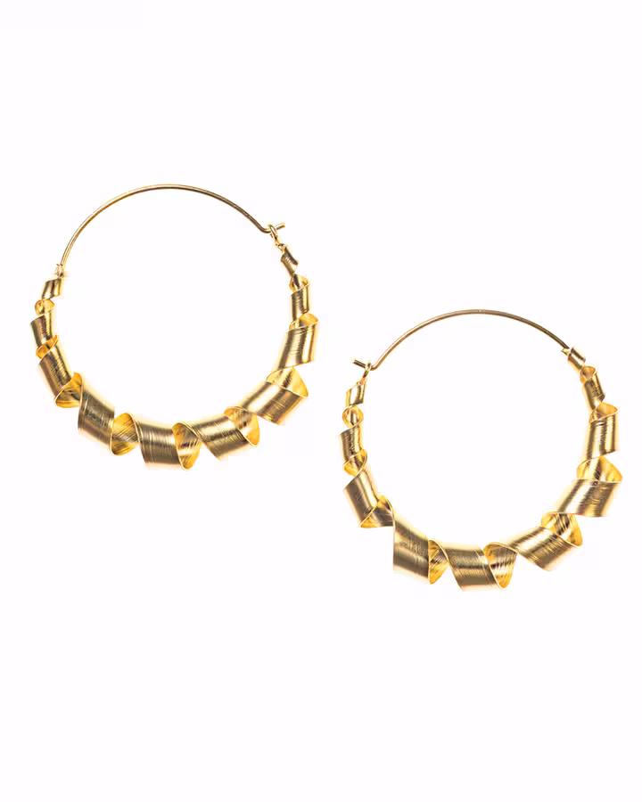 Pendientes Aro Fusilli en Oro, foto de producto - Joyería Cayou