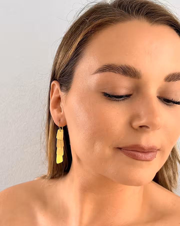 Pendientes Diane en Oro, foto puesta - Joyería Cayou