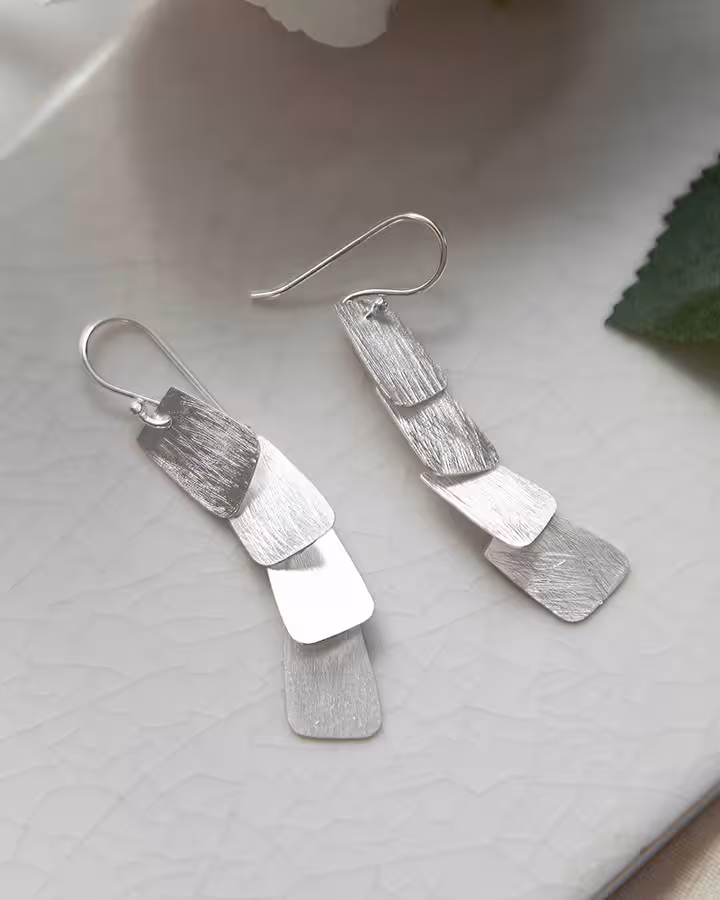 Pendientes Diane en Plata, foto ambientada - Joyería Cayou