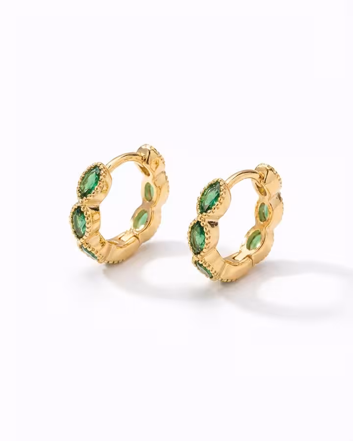 Pendientes de Aro Madison en oro con piedras verdes, foto de producto - Joyería Cayou