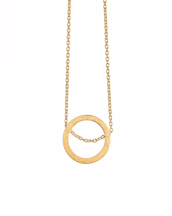 Collar Minimalista de Círculo en Oro, foto de producto - Joyería Cayou
