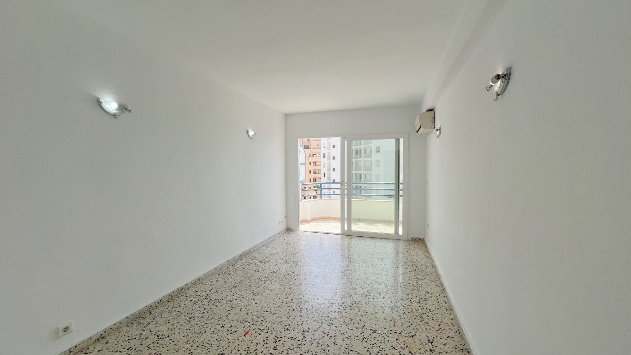 Frontline Apartment Calpe - Modern Bedroom