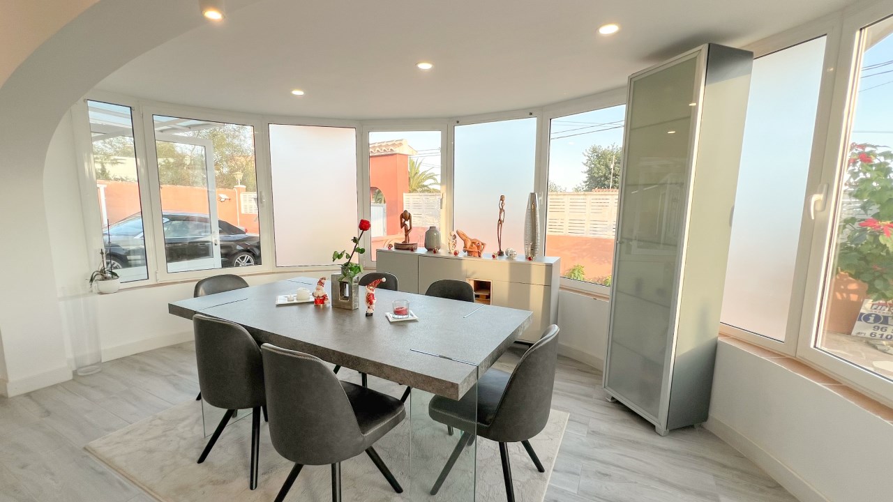 Villa exclusiva, recientemente renovada - Foto 7