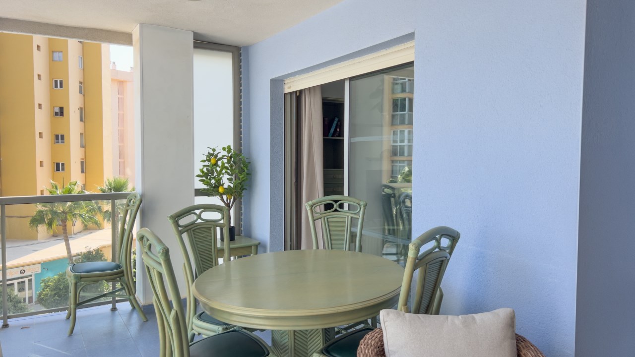 Luxury Seaside Apartment with Sea Views - Move-In Ready - Photo 16