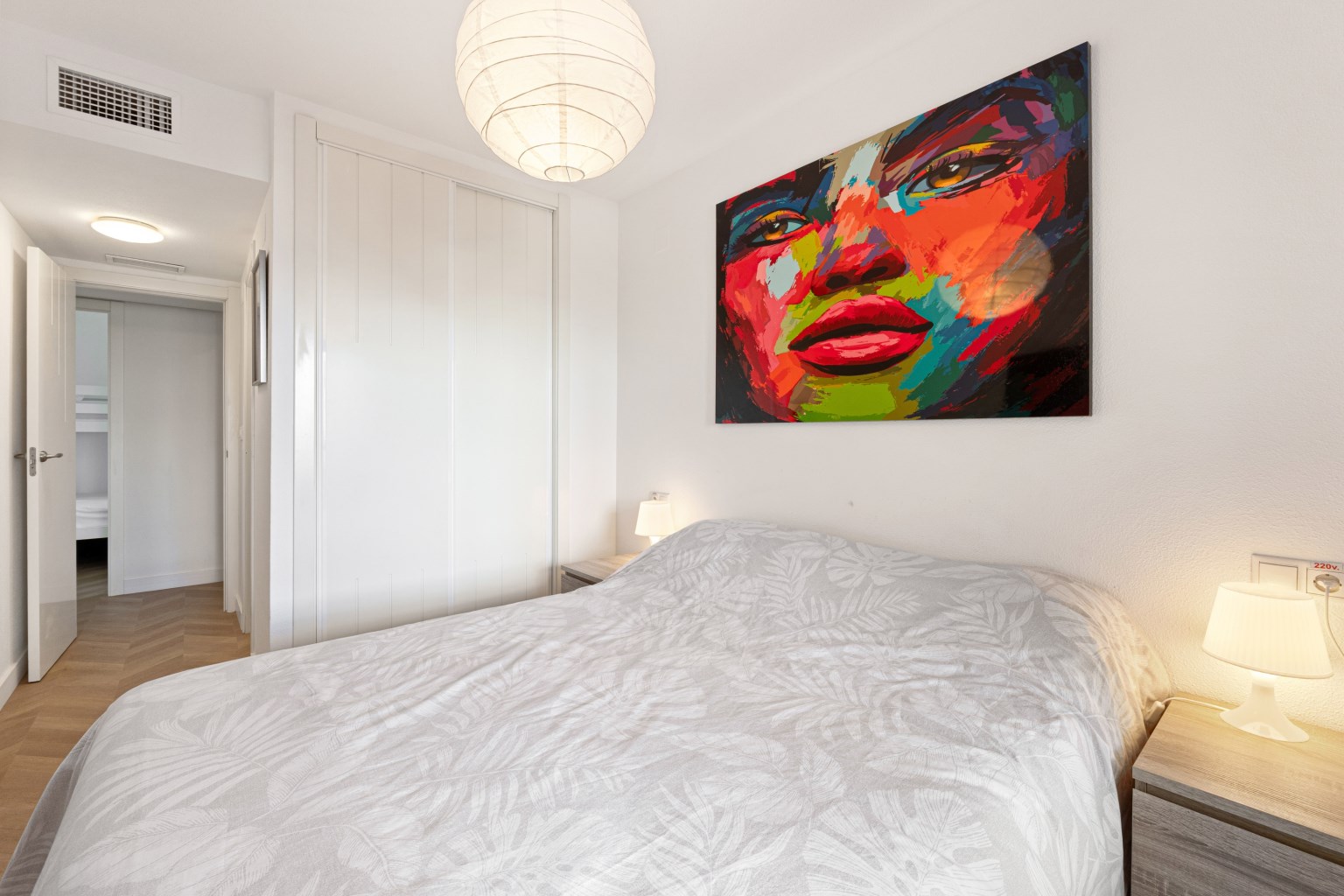 Renovated Apartment on the Frontline of La Fossa Beach, Calpe, with Panoramic Sea and Peñón de Ifach View - Photo 16