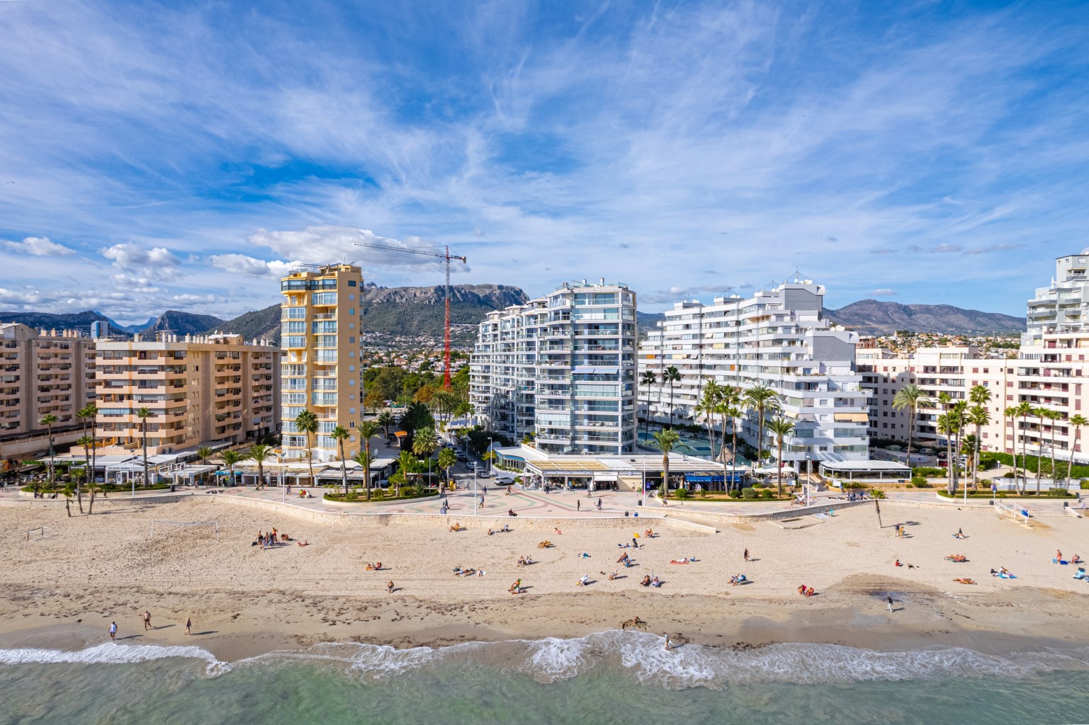 Renovated Apartment on the Frontline of La Fossa Beach, Calpe, with Panoramic Sea and Peñón de Ifach View - Photo 22