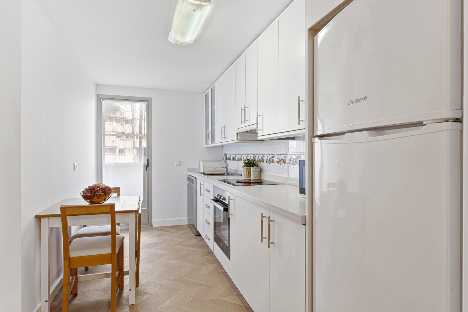 Renovated Apartment on the Frontline of La Fossa Beach, Calpe, with Panoramic Sea and Peñón de Ifach View - Photo 13