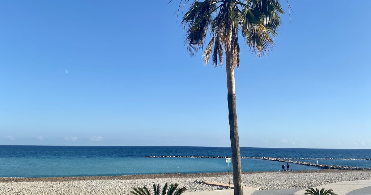 Best Costa Blanca Towns for American Retirees 2026: Save 50% on Living Costs