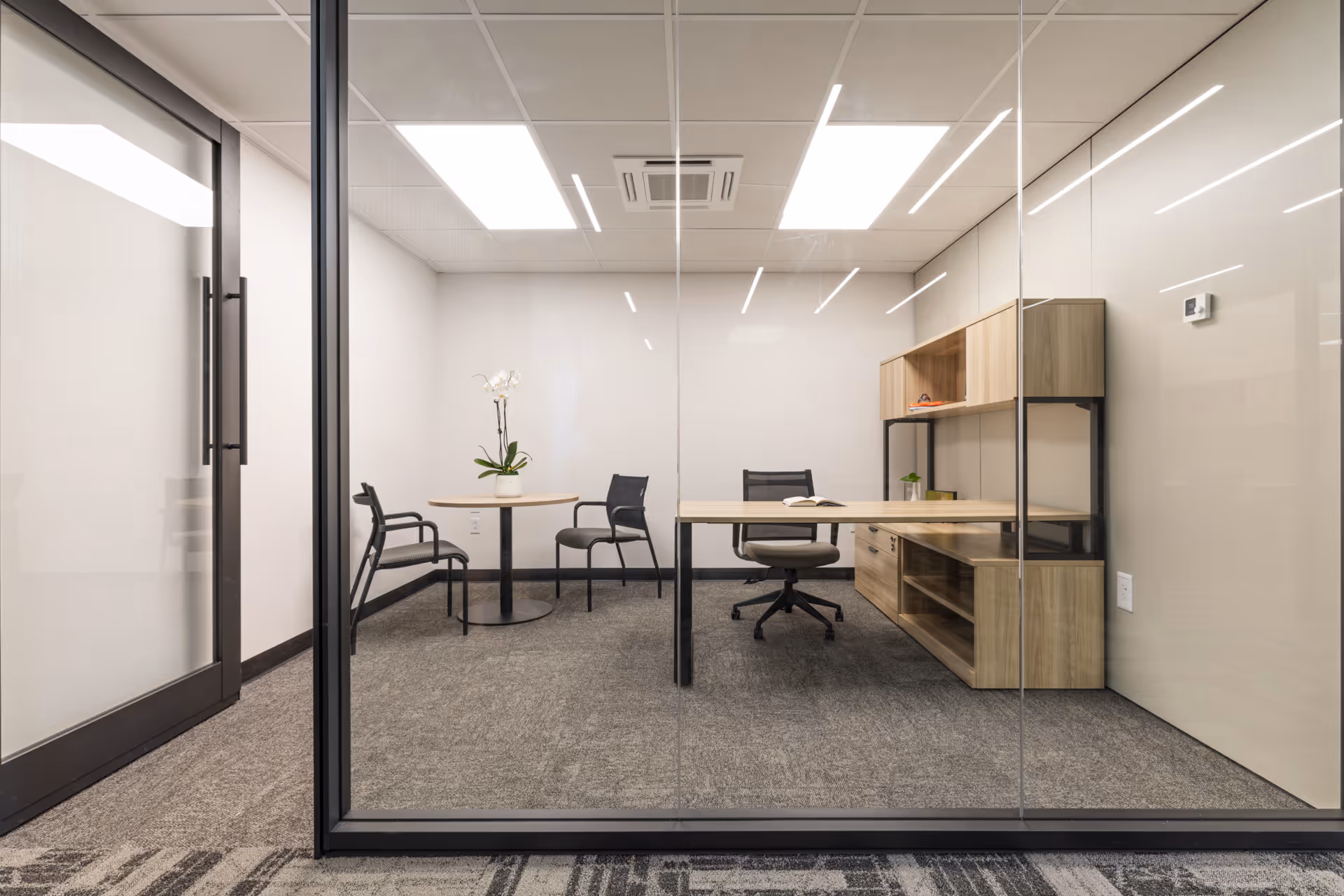 Commercial Interior Photographer