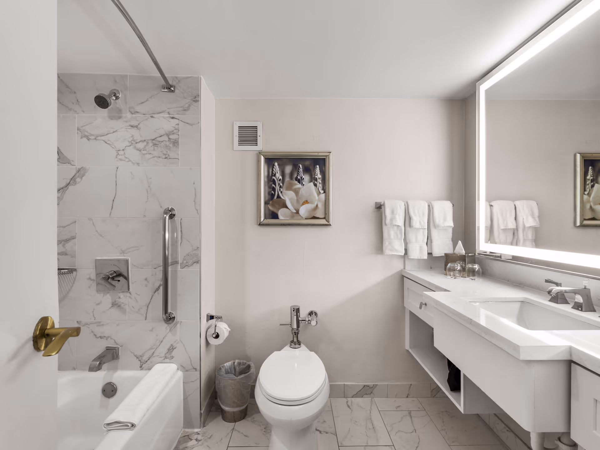 Commercial Interior Photographer