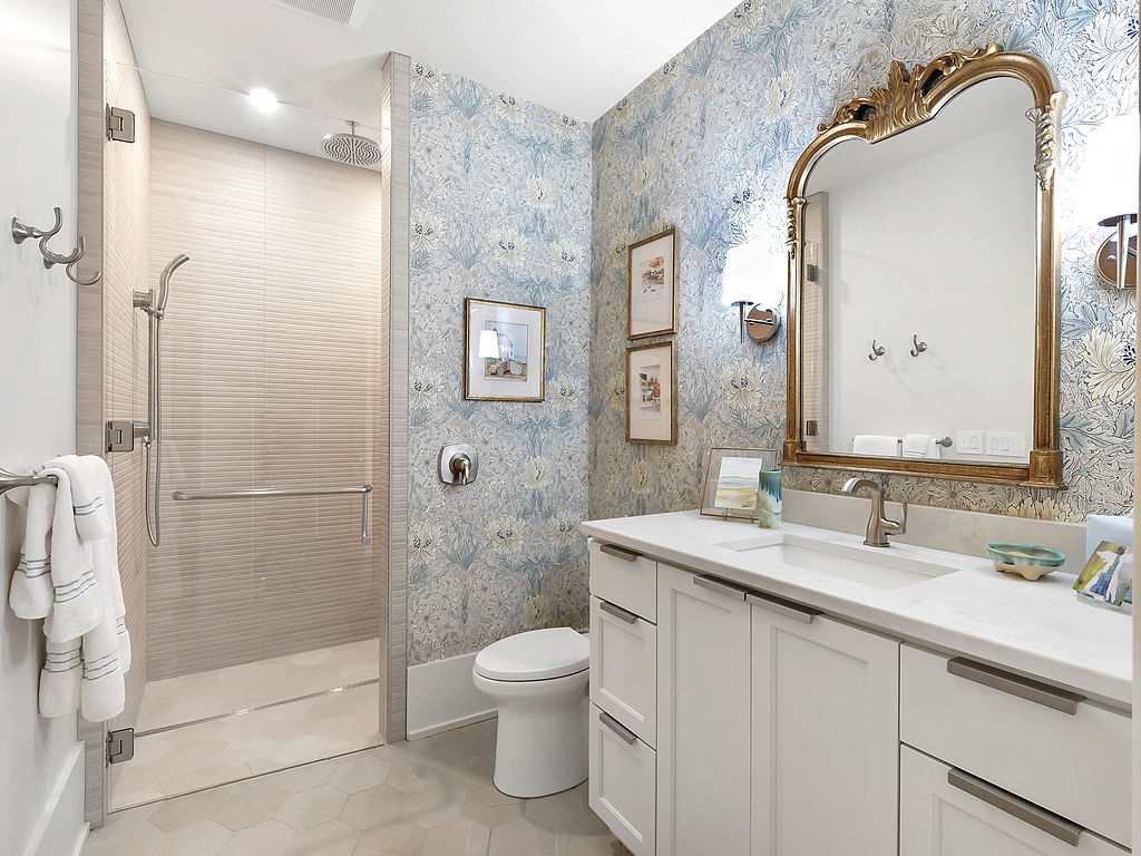 Commercial Interior Photographer