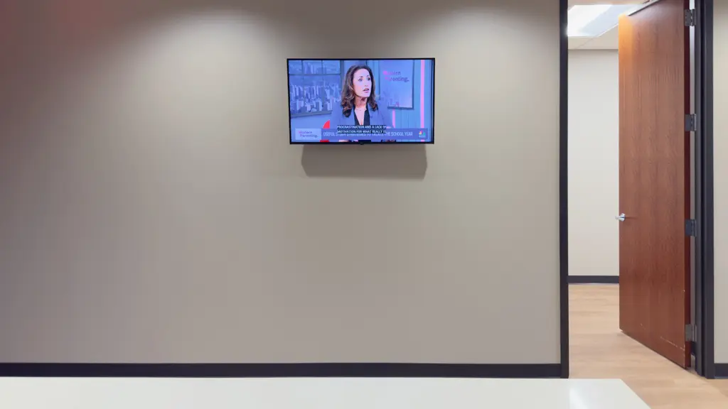 45 Inch Fixed Mount Office Minnetonka - The Mounting Man