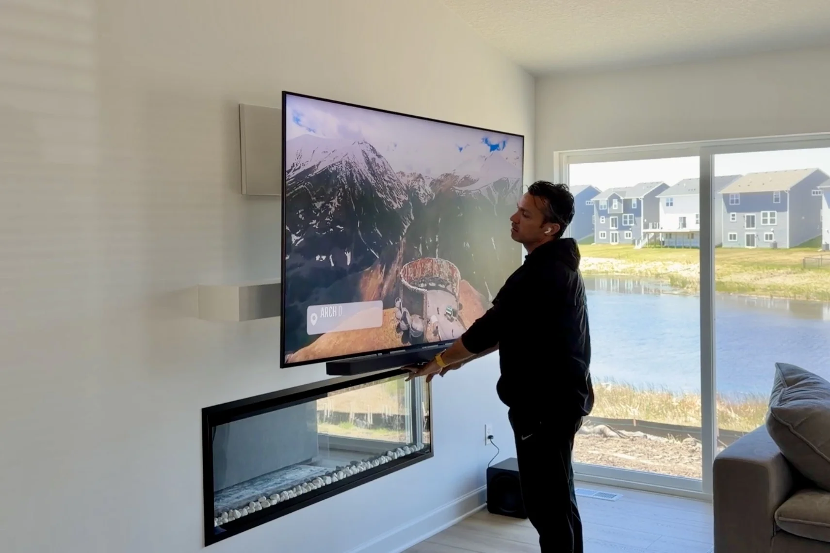 75" MantelMount MM700 installation in Lino Lakes